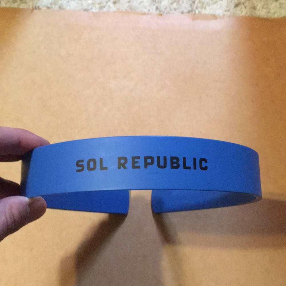 Sol Republic Headband